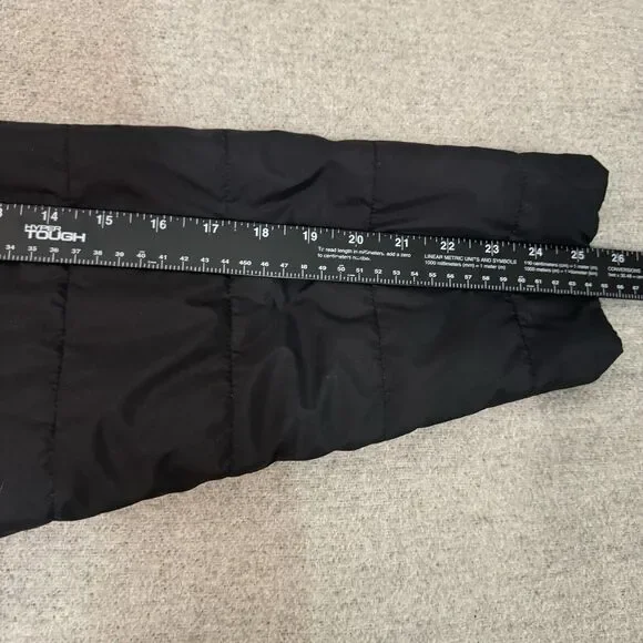 Women’s The North Face Grayish Black Puffer Jacket - Picture 5 of 9